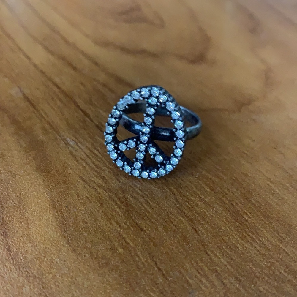 Statement Ring Lot ❣️❣️❣️ - Picture 10 of 11
